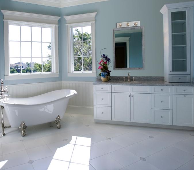 Westinghouse 6640600 Three-Light Indoor Bath Bar